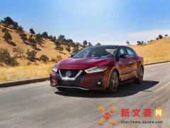 19款日产西玛评测:新变色龙涂装太美,3.5L V6+堪比AT精校CVT