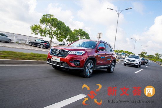 长安CS75 PHEV别具一格的魅力 回家过年就开他了