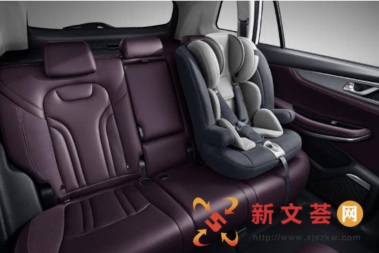 长安CS75 PHEV别具一格的魅力 回家过年就开他了