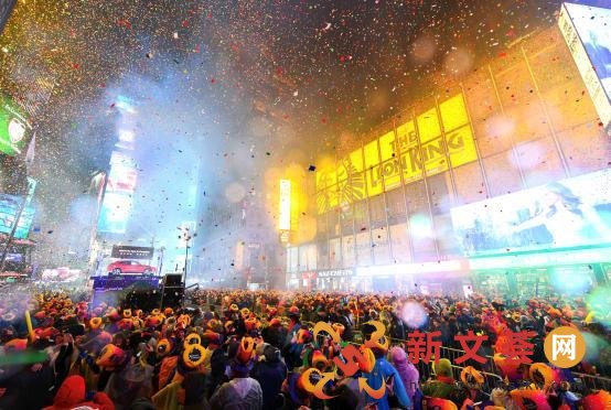 小康集团闪耀时报广场跨年庆典 新制造惊艳世界