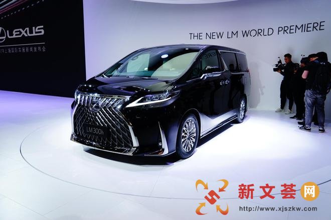 2019上海车展:雷克萨斯LM全球首发