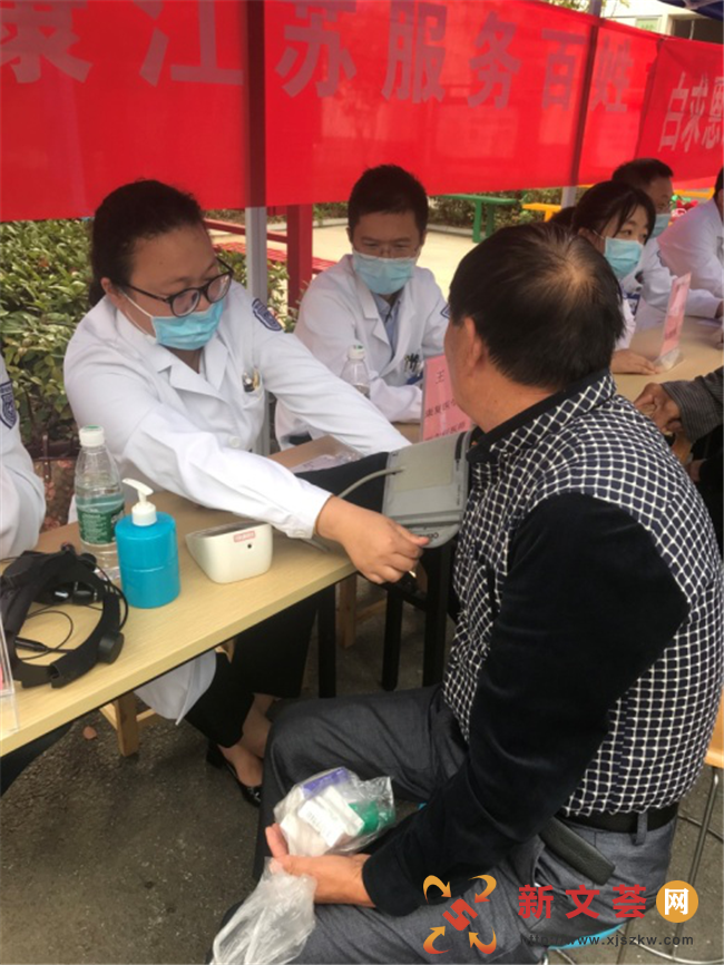 南京市六合区龙池街道新集社区卫生服务中心积极开展“健康江苏服务百姓”大型义诊活动
