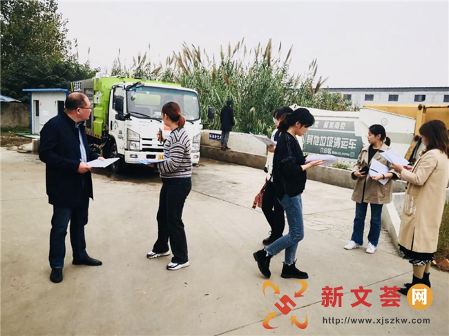 南京市六合区龙池街道农服中心开展农膜回收工作