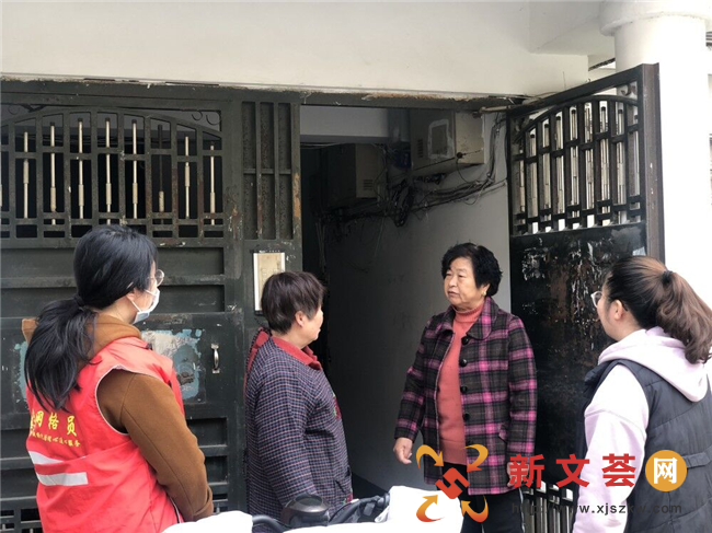 六合雄州街道紫霞社区便民服务中心：未诉先办“解百忧” 积极开展“我为群众办实事”