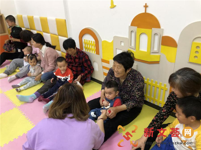 南京江宁汤山街道汤山社区开展0-3岁婴幼儿亲子活动
