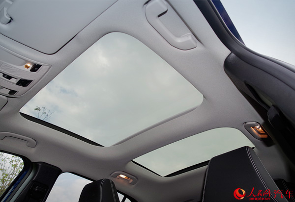 һ֡ʵ塱Լ÷˹-¿GLASUV