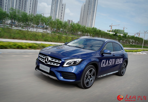 һ֡ʵ塱Լ÷˹-¿GLASUV