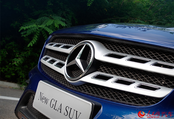һ֡ʵ塱Լ÷˹-¿GLASUV