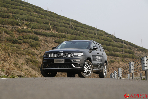 רҵͬ٭ԼJeepŵTrailhawk