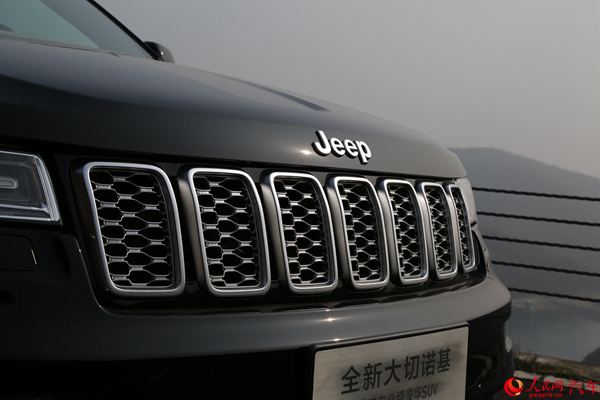 רҵͬ٭ԼJeepŵTrailhawk