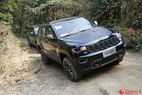 רҵͬ٭ԼJeepŵTrailhawk